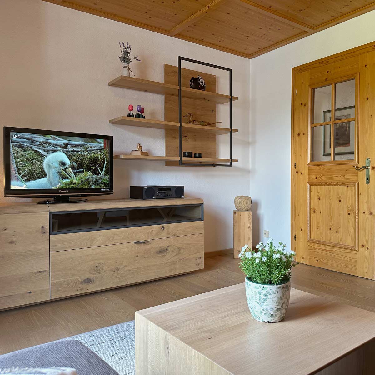 Fewo Hörnerblick Wohnzimmer TV